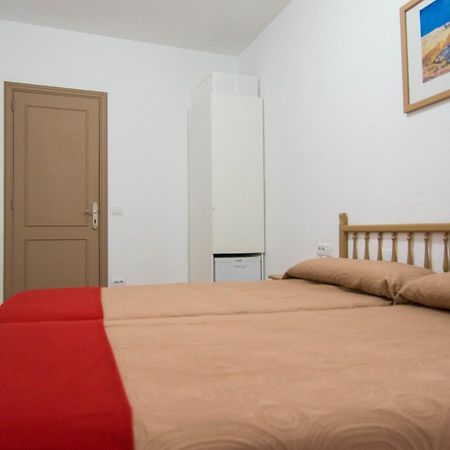 Pension Alcala Buitenkant foto